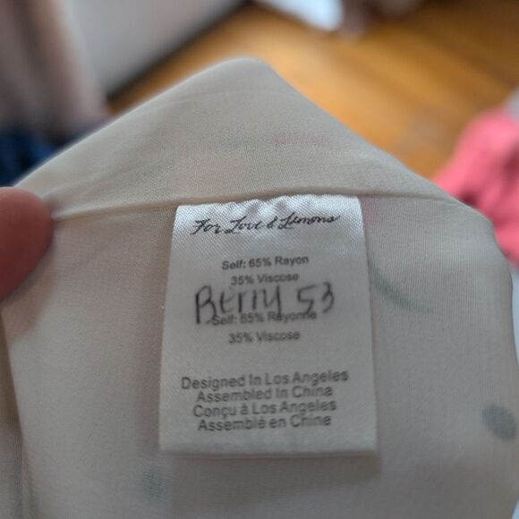 NWOT For Love And Lemons Lucia White Floral and Heart Print Skirt Size Small - Picture 6 of 6